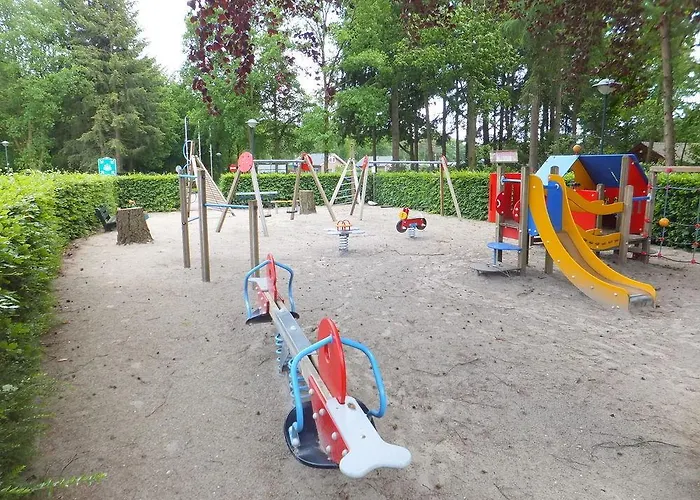 Charme Overbosch فندق خارديرن