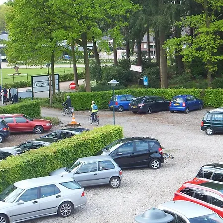 Charme Overbosch Hotel 3*