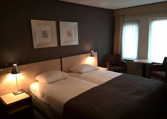 Charme Overbosch فندق خارديرن