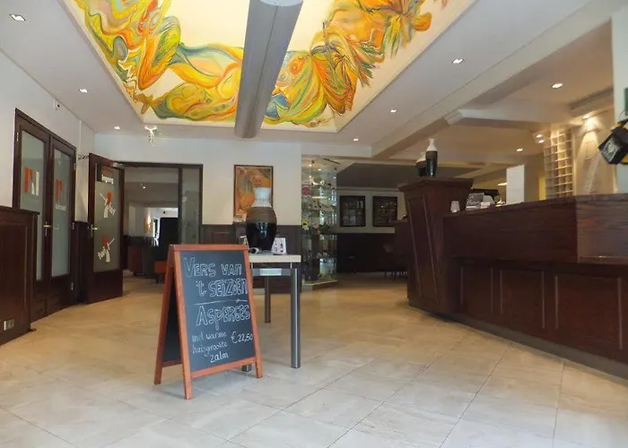 فندق Charme Overbosch 3*